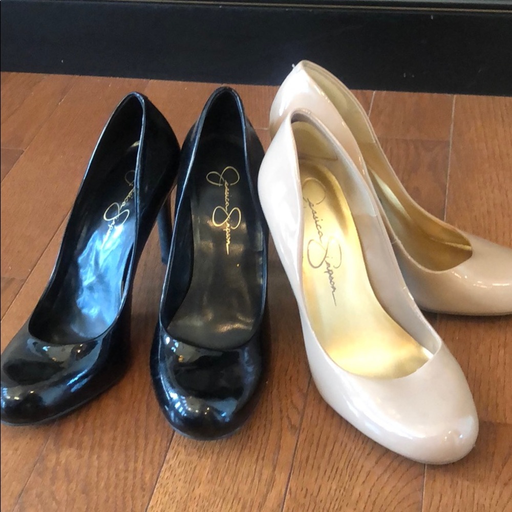 Jessica Simpson Nude & Black Pumps SZ8